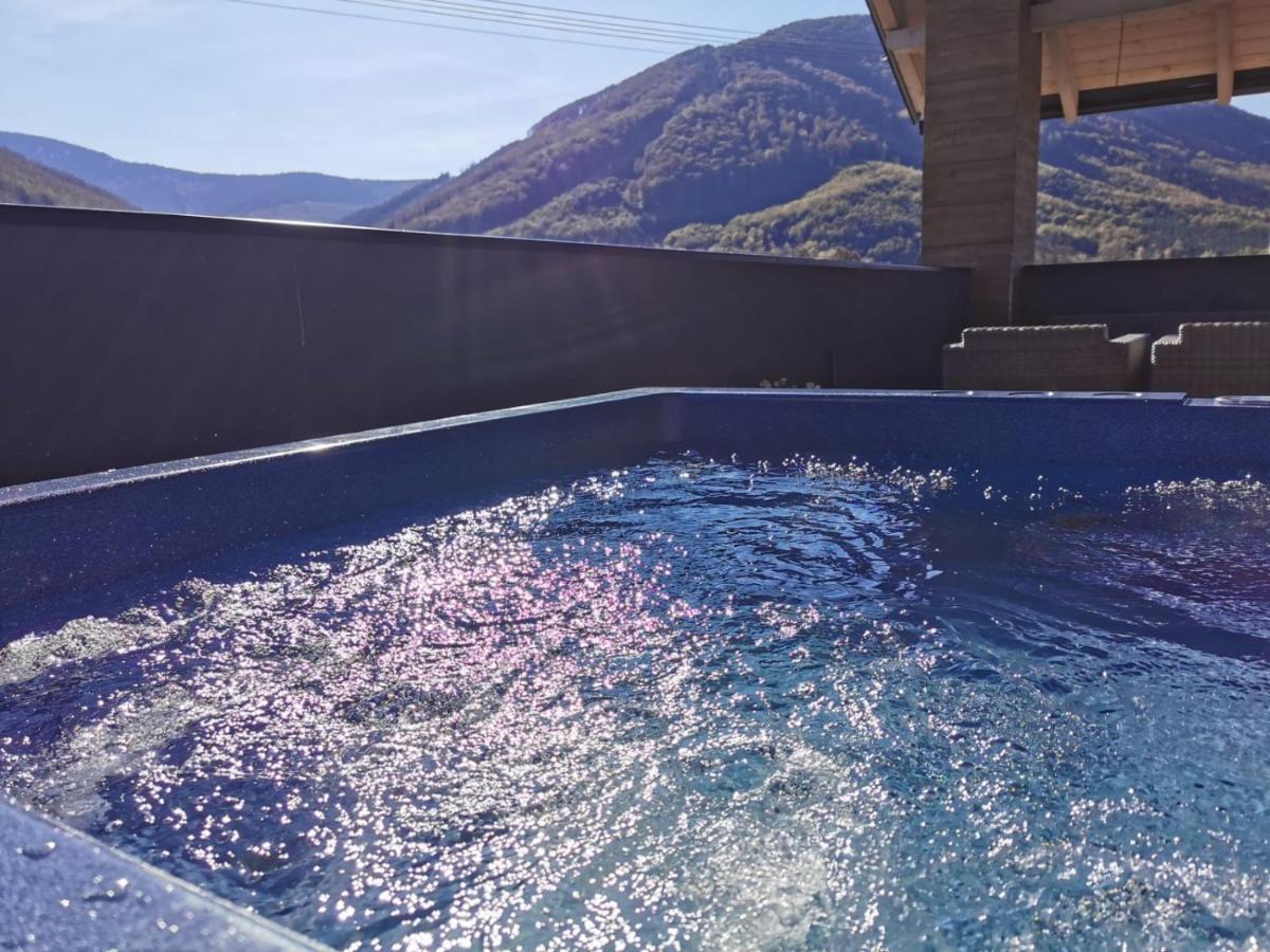 Hotel Maralak Kunčice pod Ondřejníkem 외부 사진