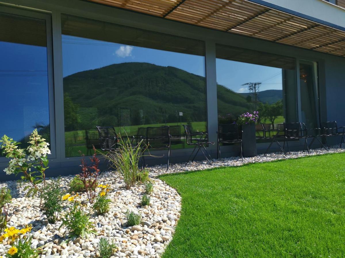 Hotel Maralak Kunčice pod Ondřejníkem 외부 사진
